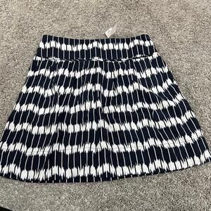 LOFT Navy and White Skirt size 0 NWT